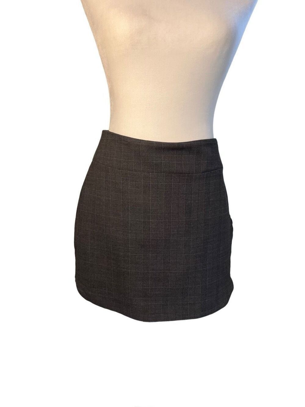 Zara gray plaid mini skirt - S